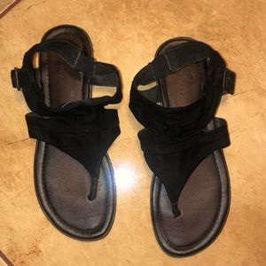 Black sandals